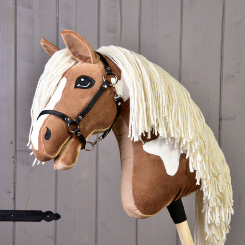 Hobby Horse Fury with black halter (size M)