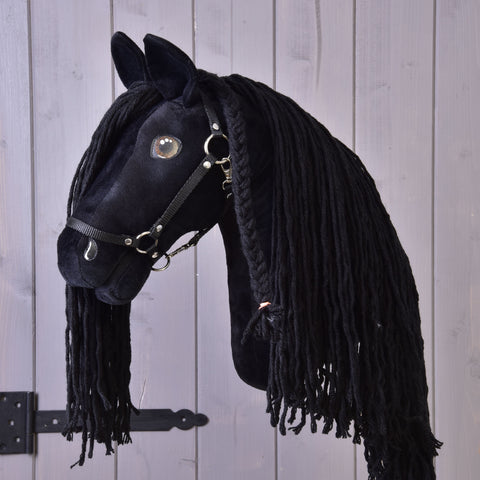 Hobby Horse Maximus with black halter (size M)