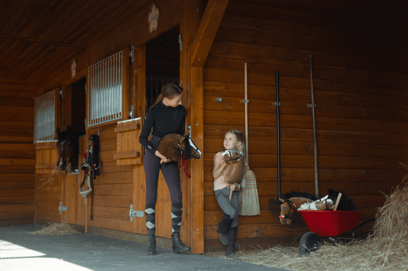 Hobby Horse Club Meets Riding Club – Two Worlds, One Concept