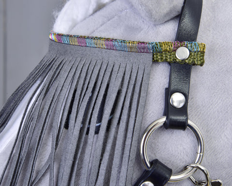 Halter black with grey fringes