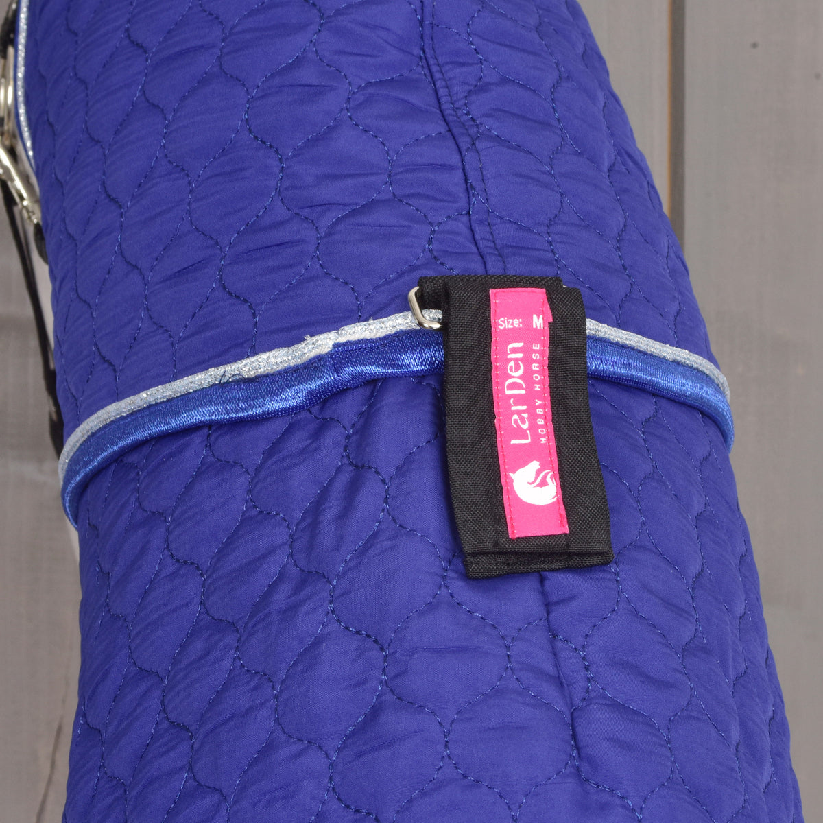 Blanket with removable neck cover Bluebell