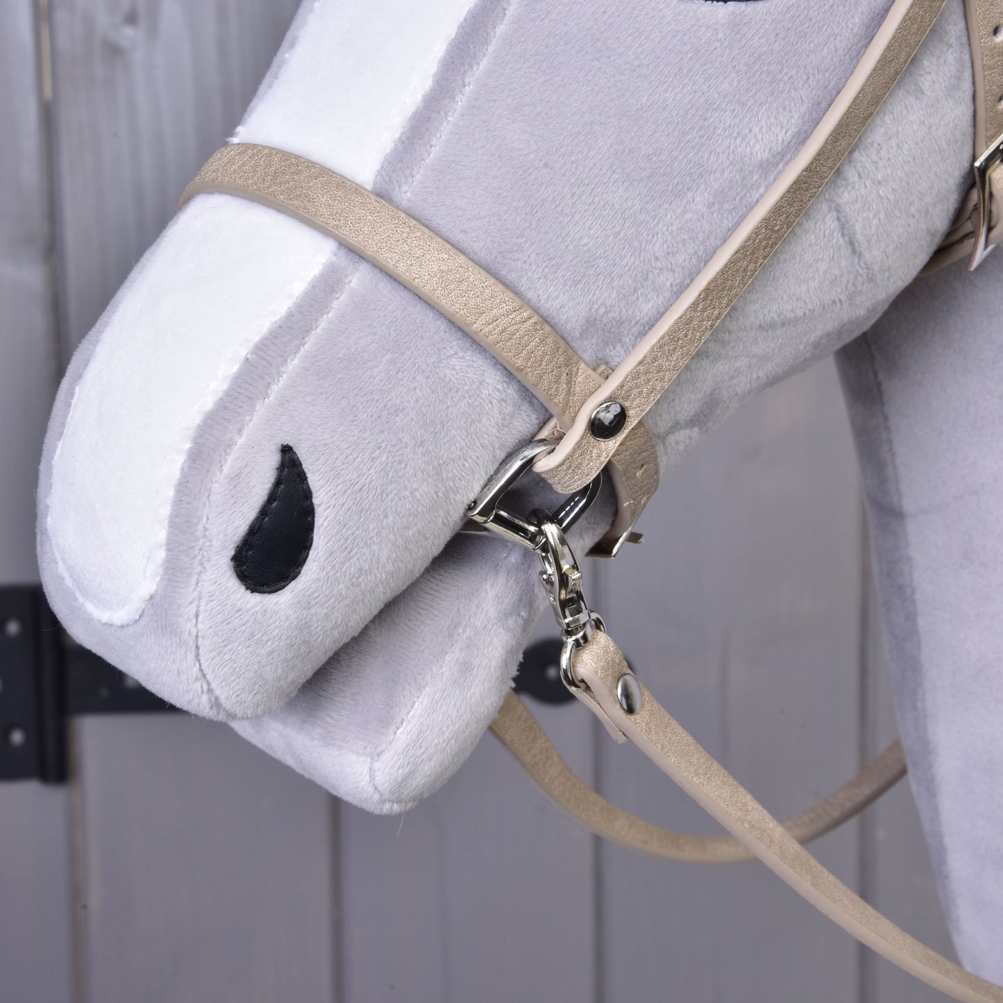 Bordeaux leatherette set - bridle, reins and martingale 1