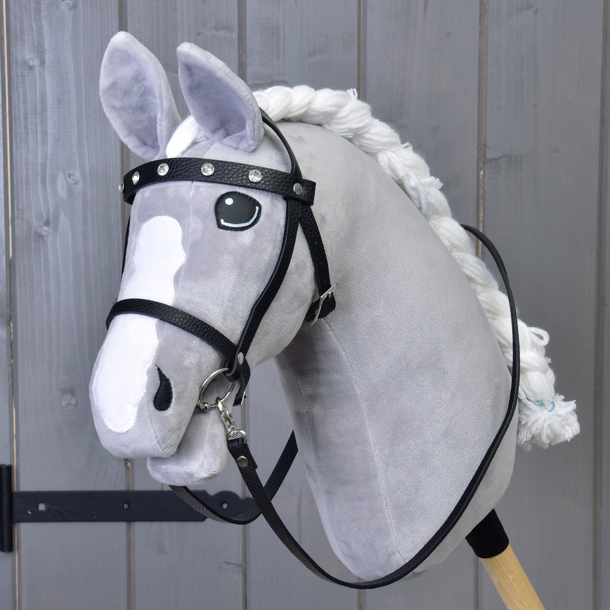 Complete black bridle with diamonds
