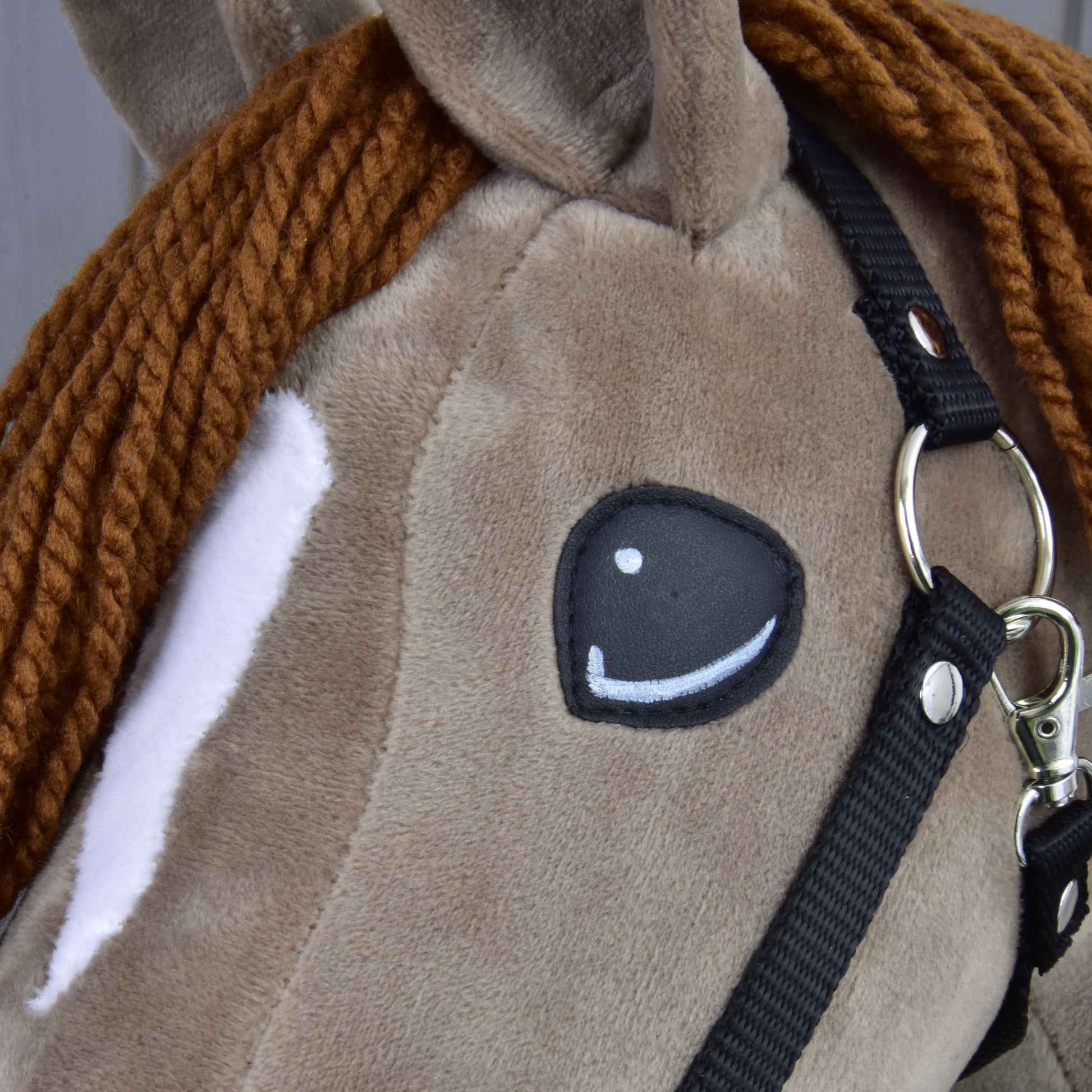 Hobby Horse Oliver with Black Halter + Fur Halter for FREE